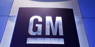 General Motors Wants to Deploy Self-Driving Cars With no Steering Wheels Next Year