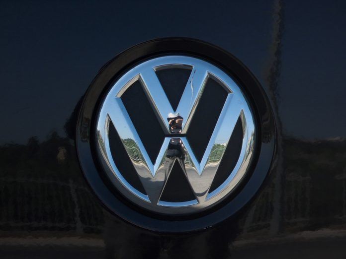 Volkswagen Testing Self-Parking Cars in Public Space
